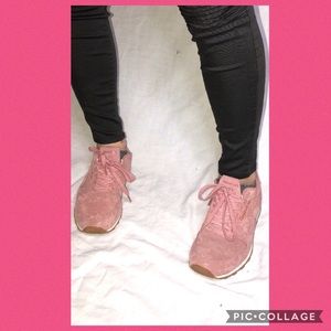 pink reebok sneakers
